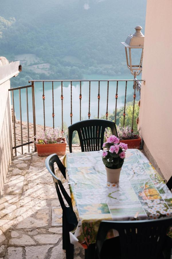 Lago Del Turano - La Taverna Con Cucina Open Space E Free Wi-Fi Ascrea Eksteriør bilde