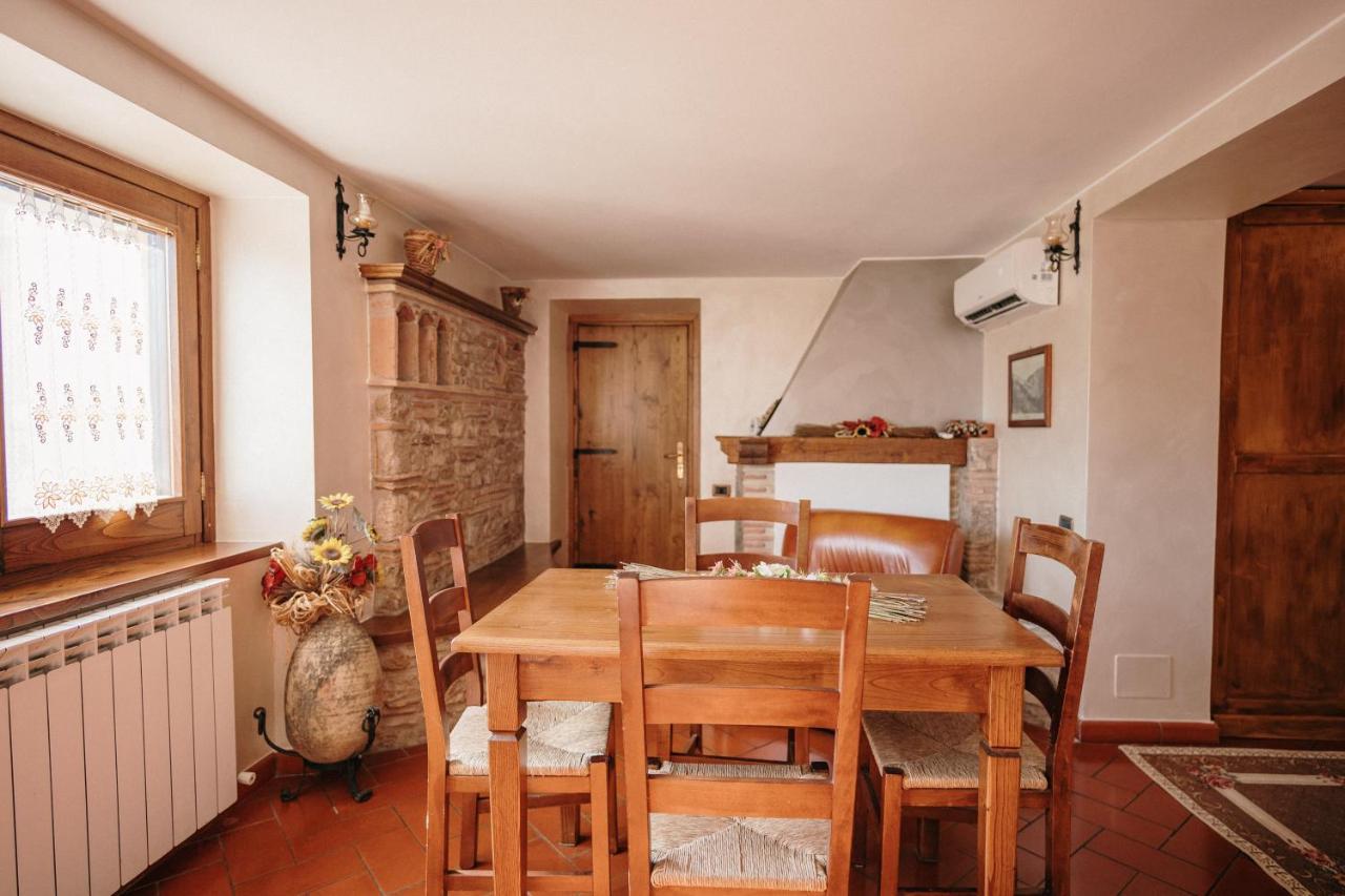 Lago Del Turano - La Taverna Con Cucina Open Space E Free Wi-Fi Ascrea Eksteriør bilde